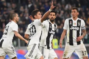  AC米兰加时赛绝杀，红黑军团彰显冠军底蕴  