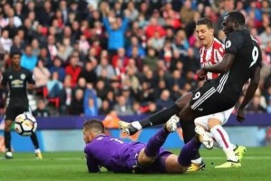  洛里昂旧将回归救主，替补登场上演梅开二度  