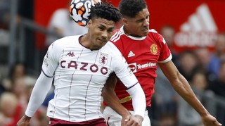  道格拉斯·路易斯任意球直接破门维拉主场击退水晶宫