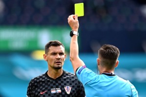  利物浦补时争议点球，埃弗顿主帅赛后炮轰  